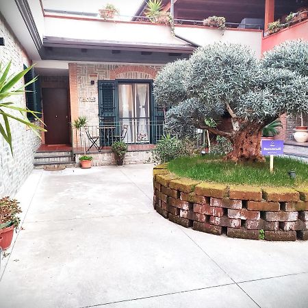 Midway House Italy Apartment Sant'Egidio del Monte Albino Exteriör bild