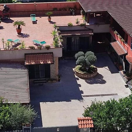 Midway House Italy Apartment Sant'Egidio del Monte Albino Exteriör bild