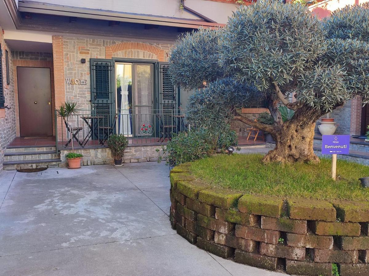 Midway House Italy Apartment Sant'Egidio del Monte Albino Exteriör bild